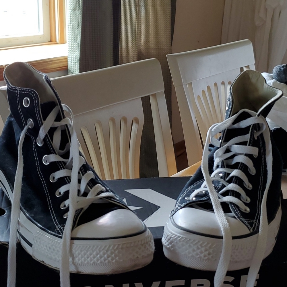 Converse sneakers - Great condition